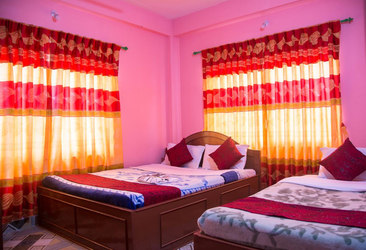 Mount Blue Tourist Hostel - Pokhara Bagian luar foto