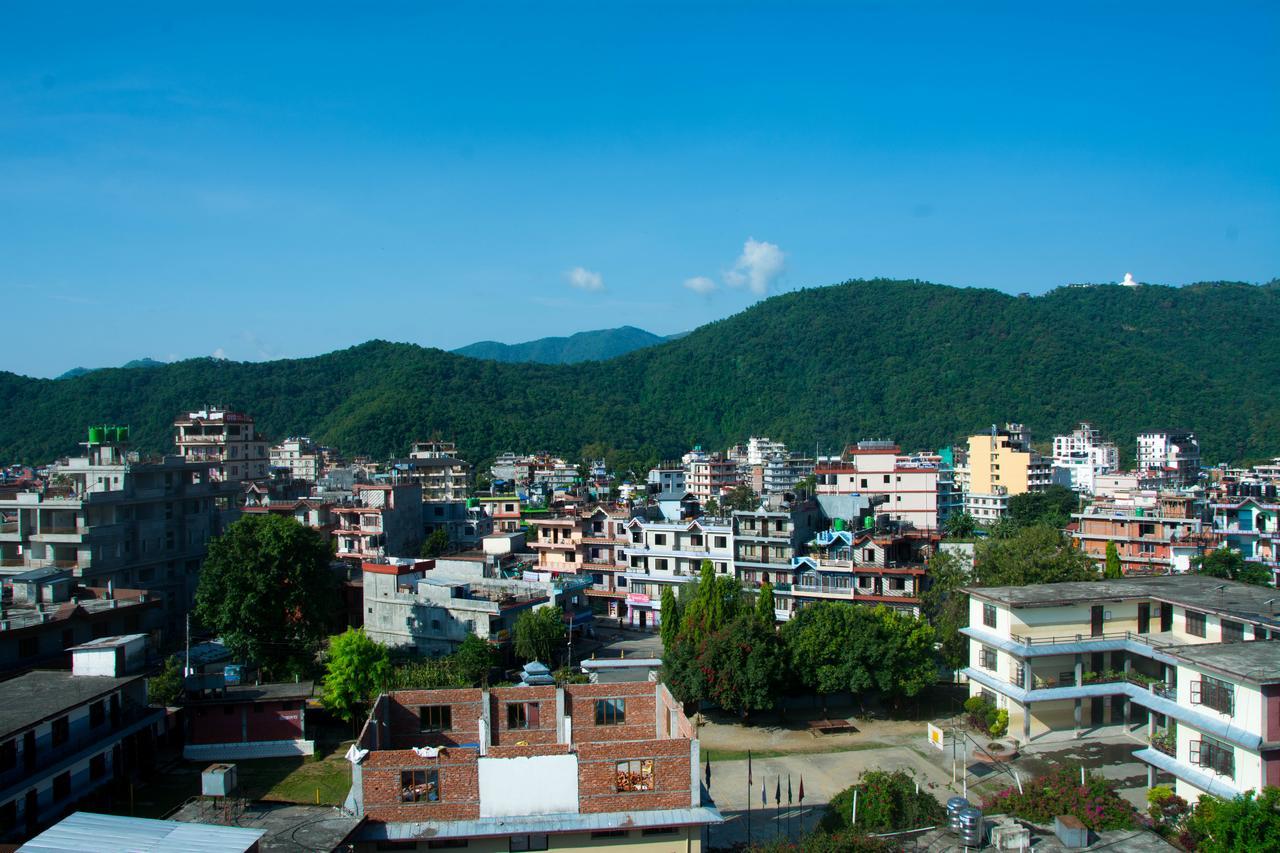 Mount Blue Tourist Hostel - Pokhara Bagian luar foto